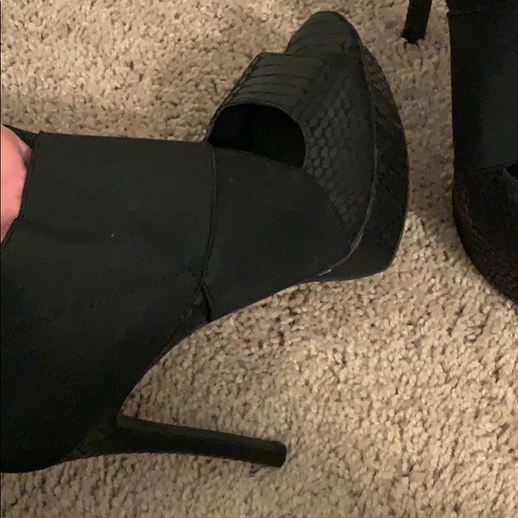 Jessica Simpson bootie - Picture 3 of 4